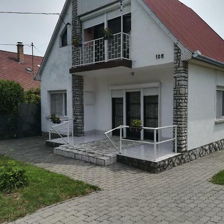 Rakoczi Utcai Nyaralo Villa Balatonlelle Dış mekan fotoğraf