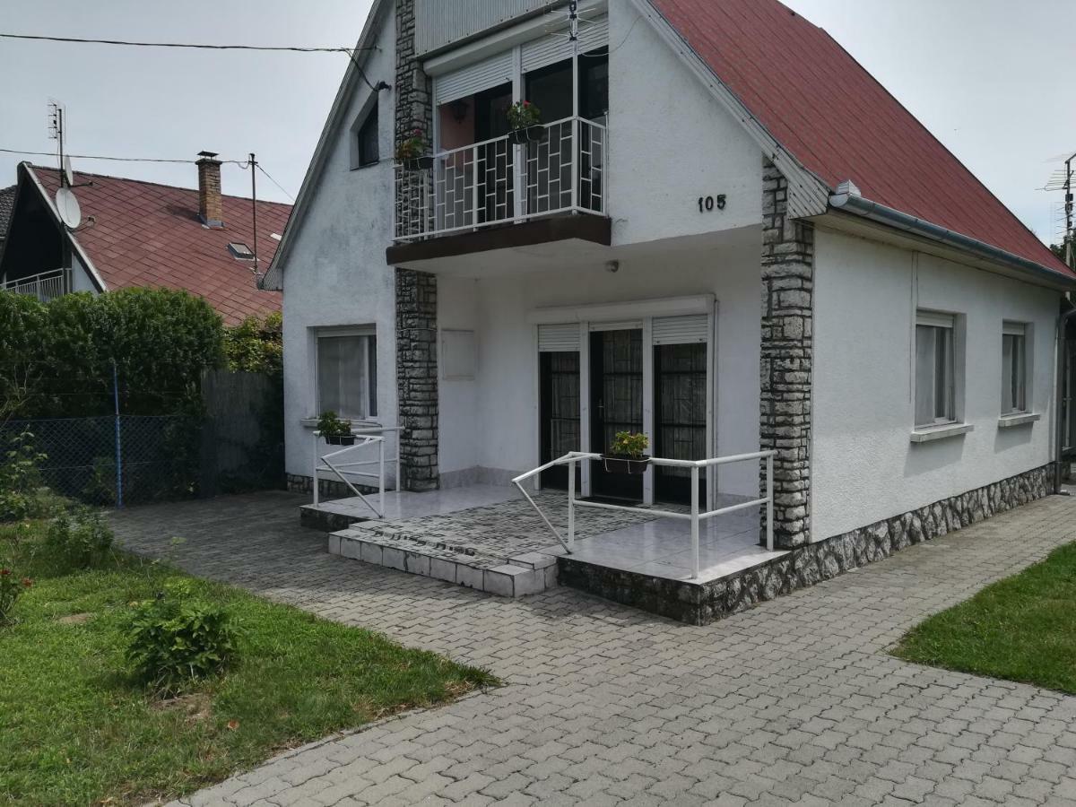 Rakoczi Utcai Nyaralo Villa Balatonlelle Dış mekan fotoğraf